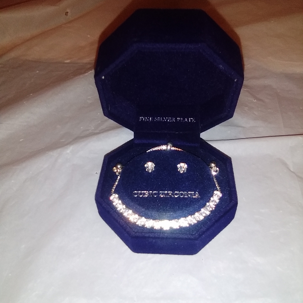 New Cubic Zirconia Bolo Braclet/Earrings